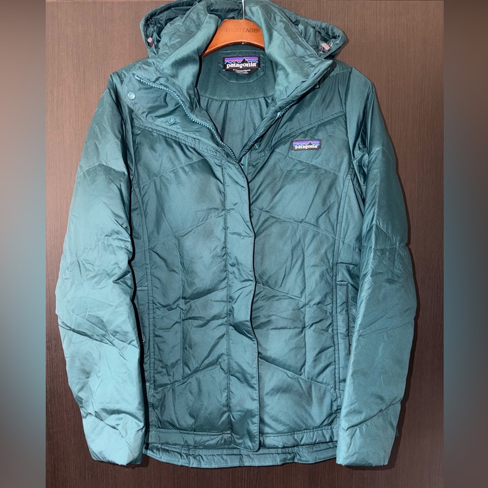 Patagonia Women's Puffer Jacket size small